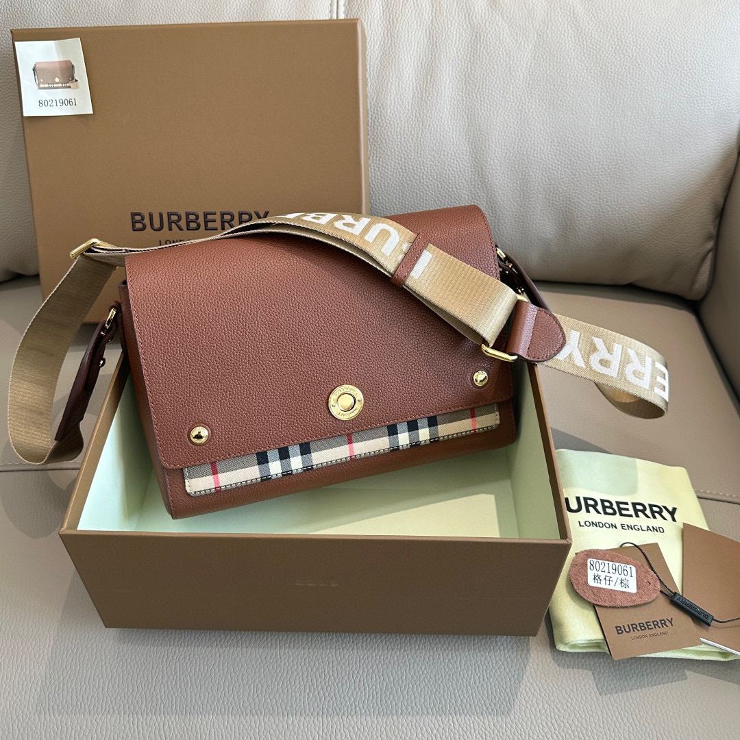 버버리  여자가방