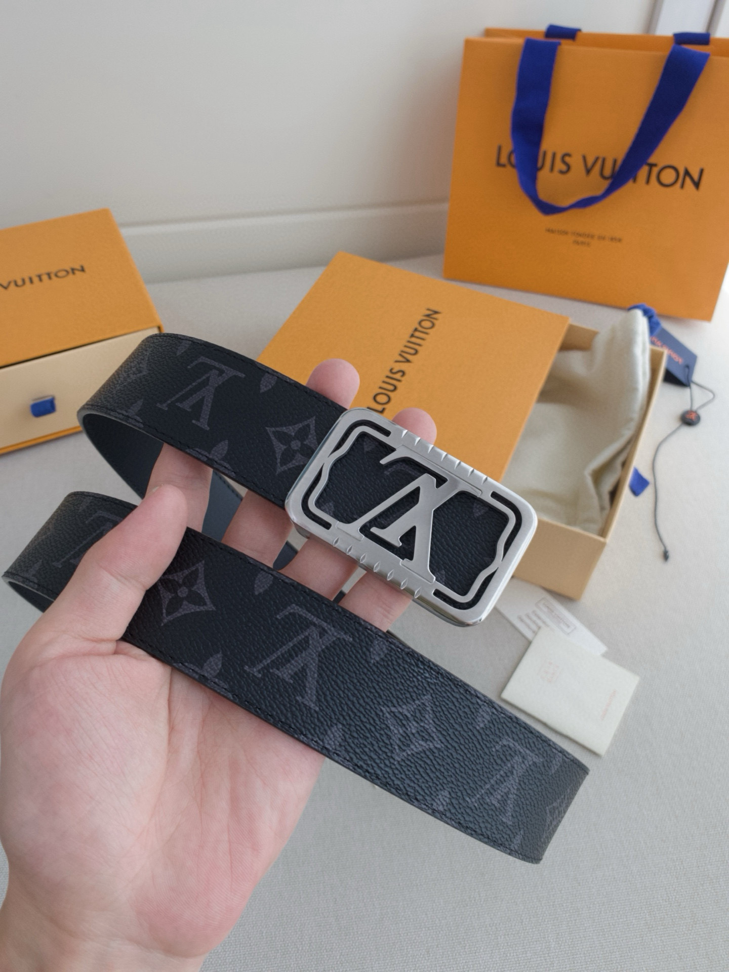 루이비통 남자 벨트
