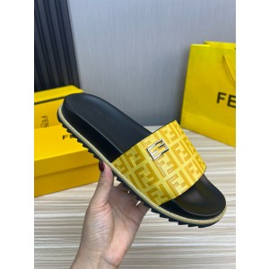 펜디 남자 슬리퍼