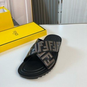 펜디 남자 슬리퍼