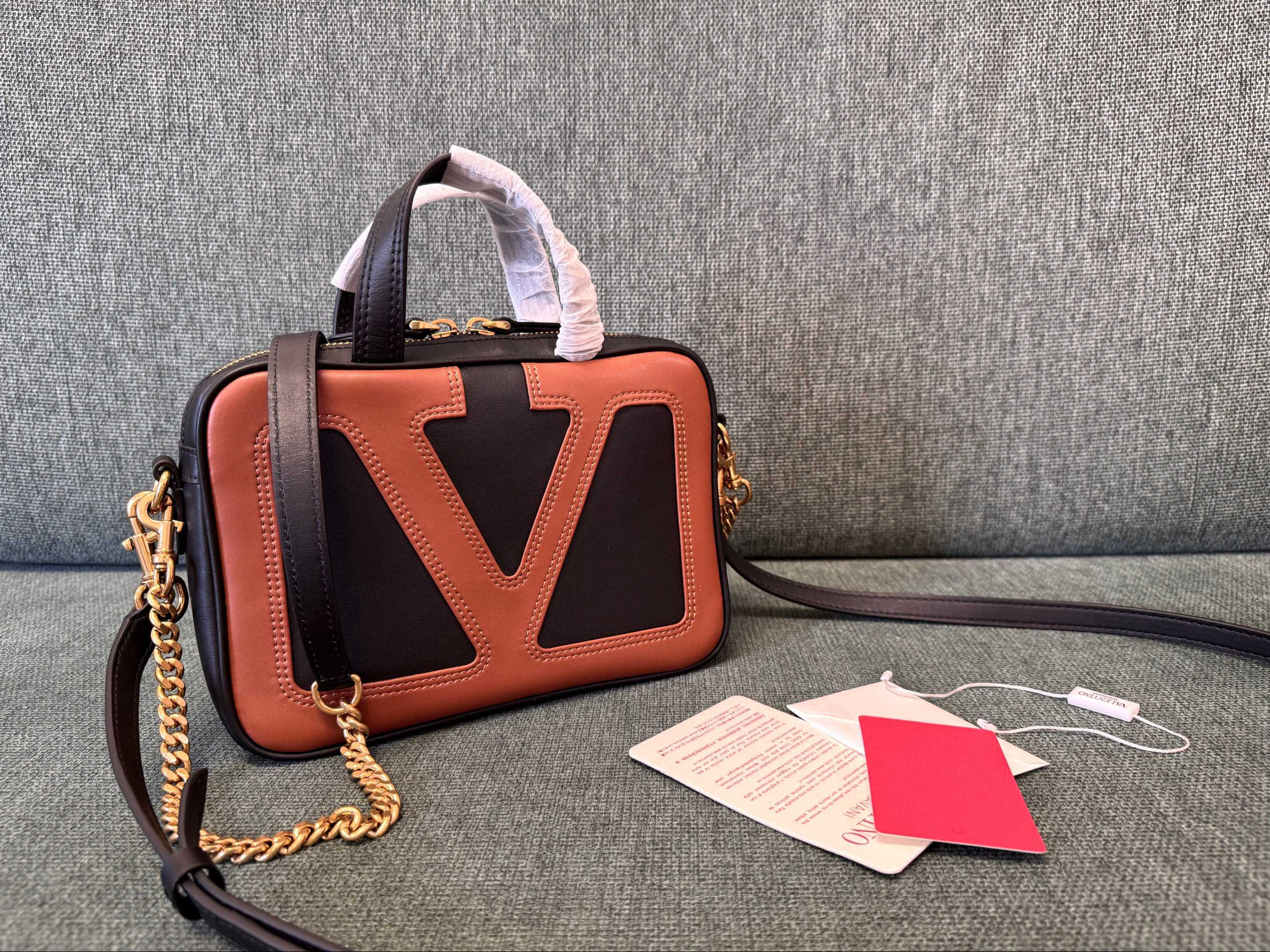 발렌티노 가라바니 여자가방 6400