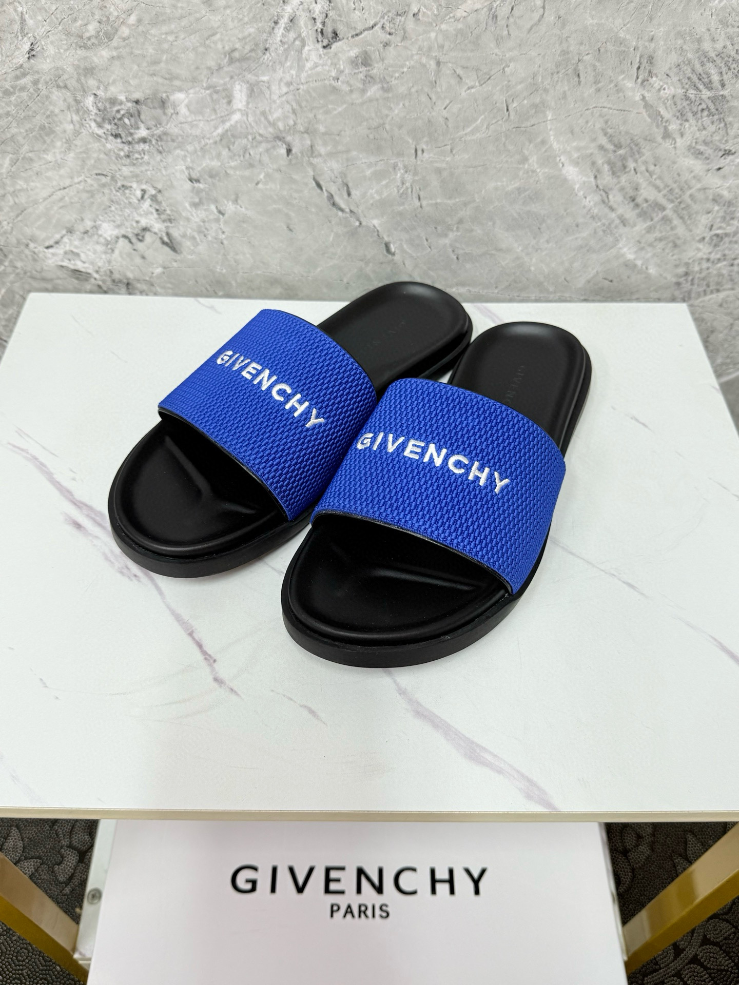 지방시 남자 슬리퍼