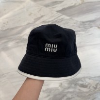 미우미우 모자