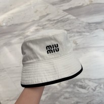 미우미우 모자