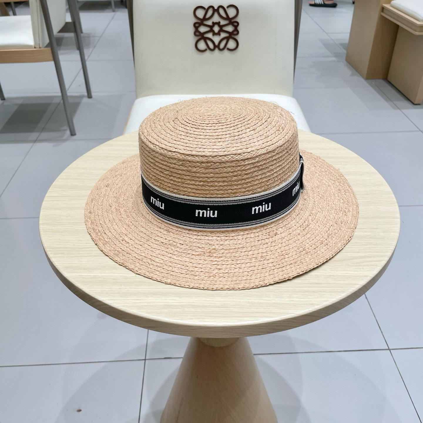 미우미우 모자