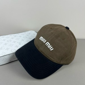 미우미우 모자