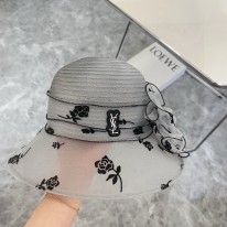 생로랑 모자
