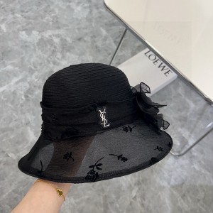 생로랑 모자