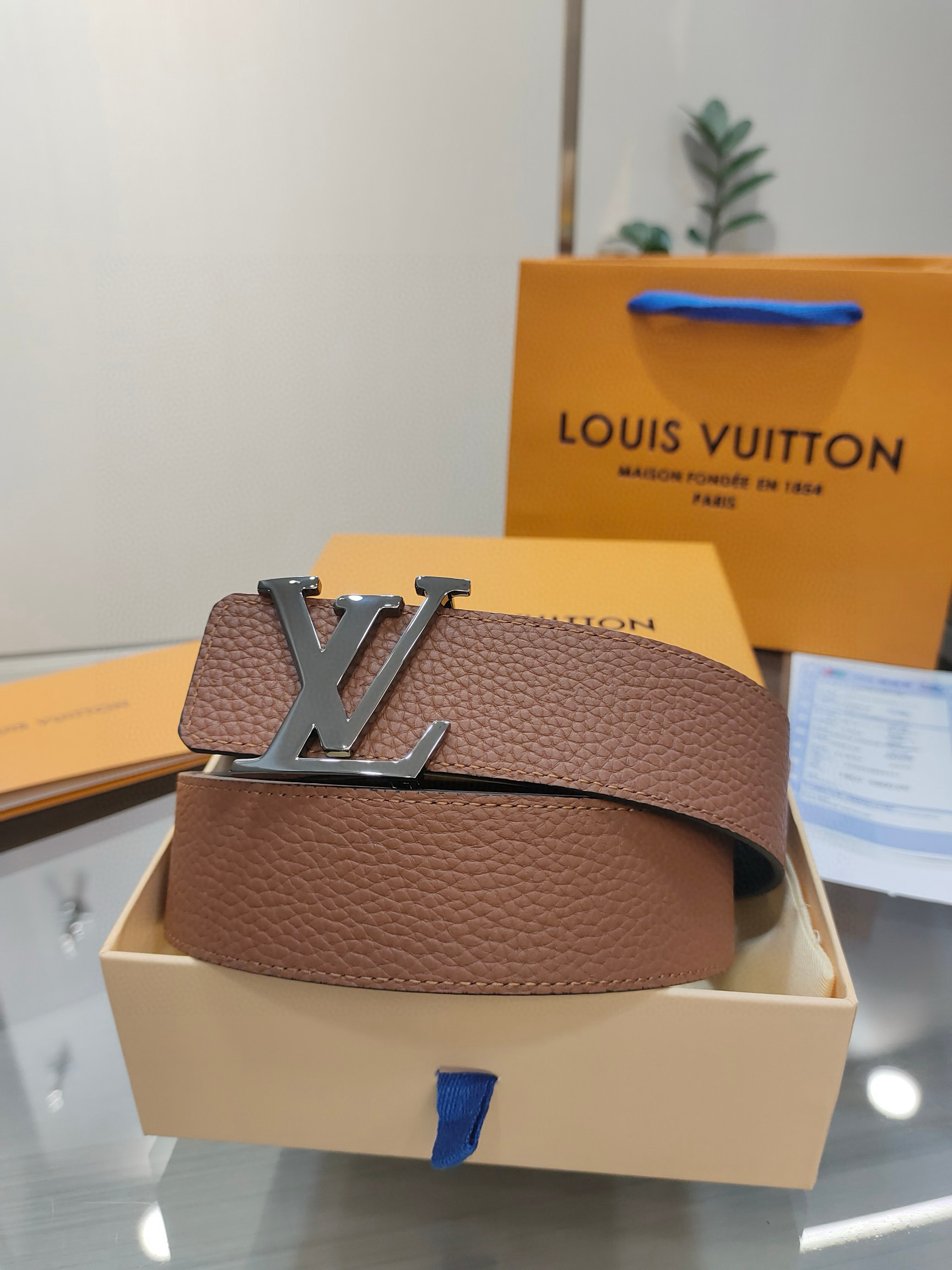 루이비통 2컬러 남자 벨트