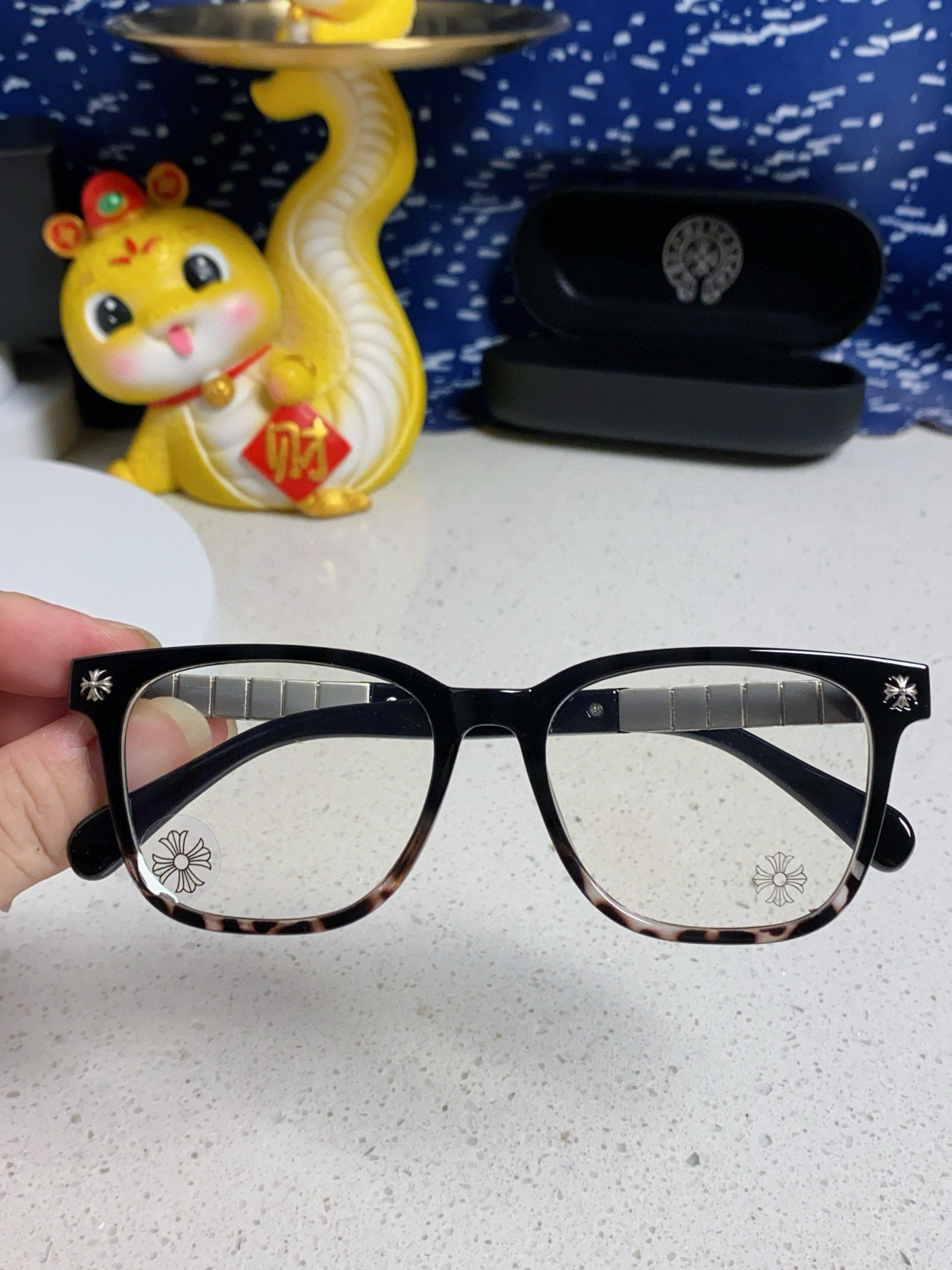 크롬하츠 선글라스