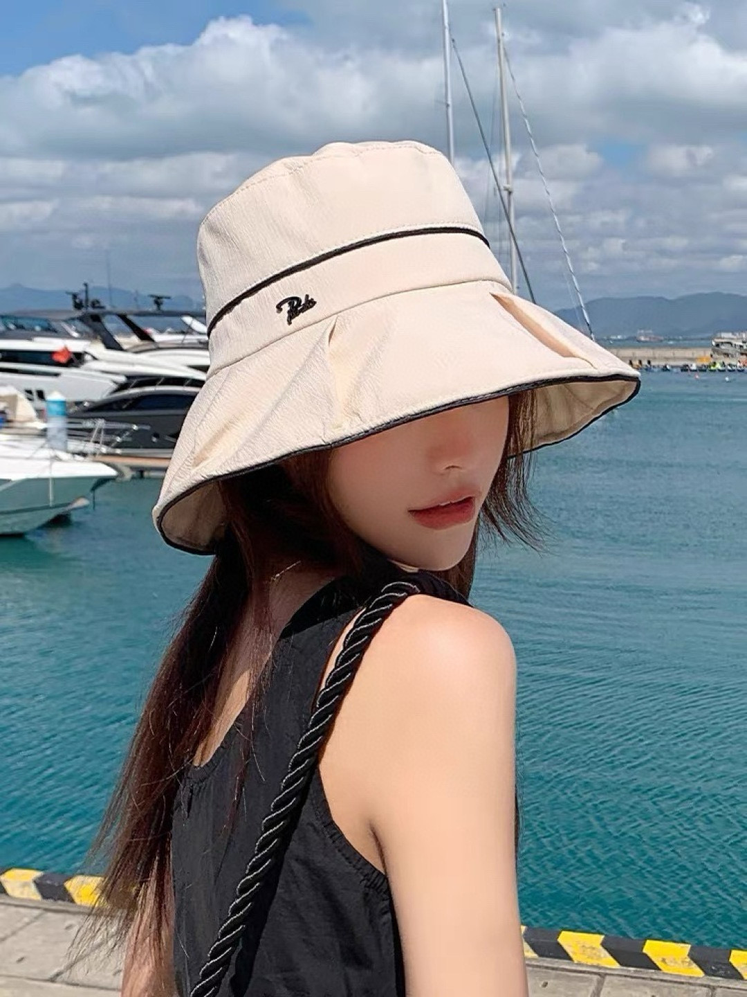 디올 모자