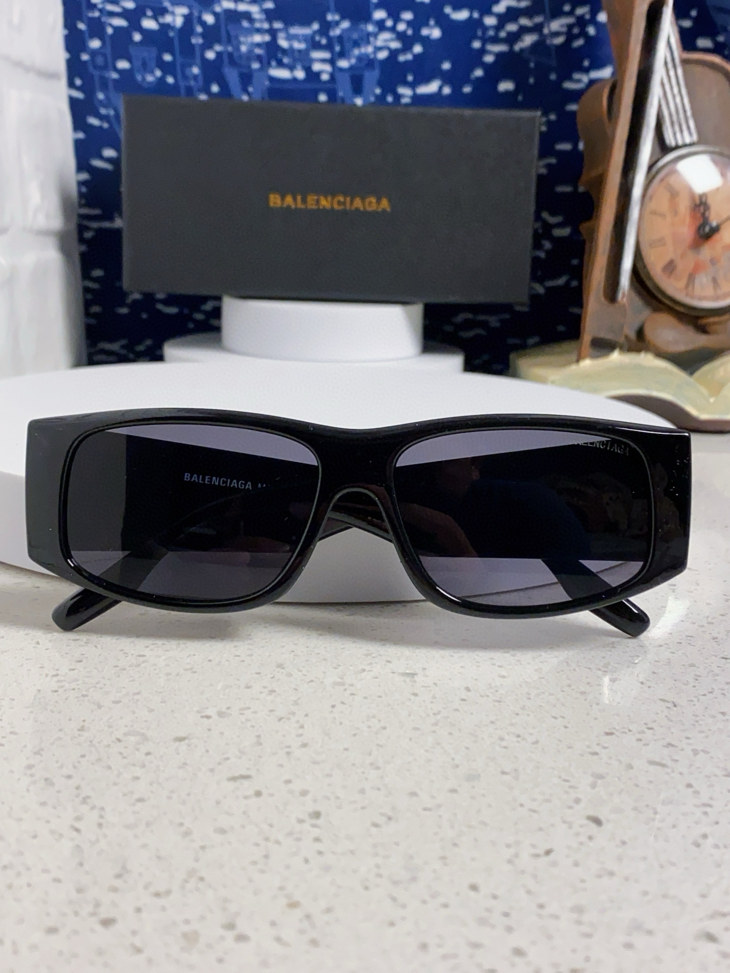 발렌시아가 선글라스