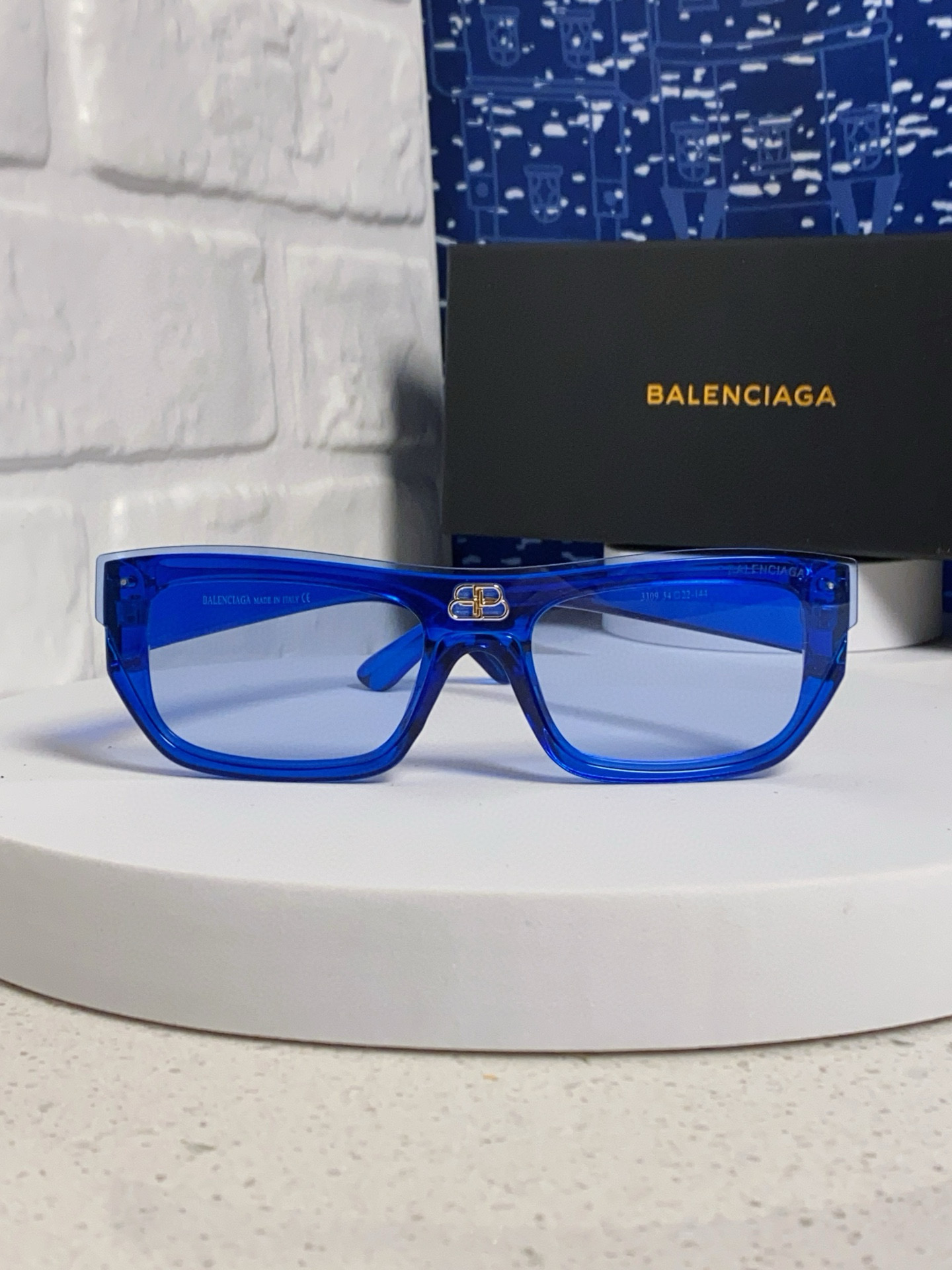 발렌시아가 선글라스