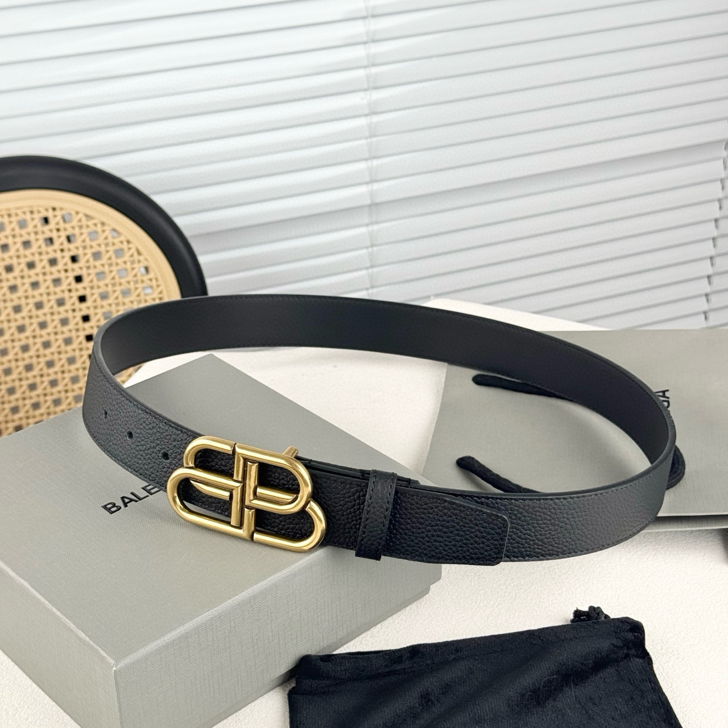 발렌시아가 남자 벨트