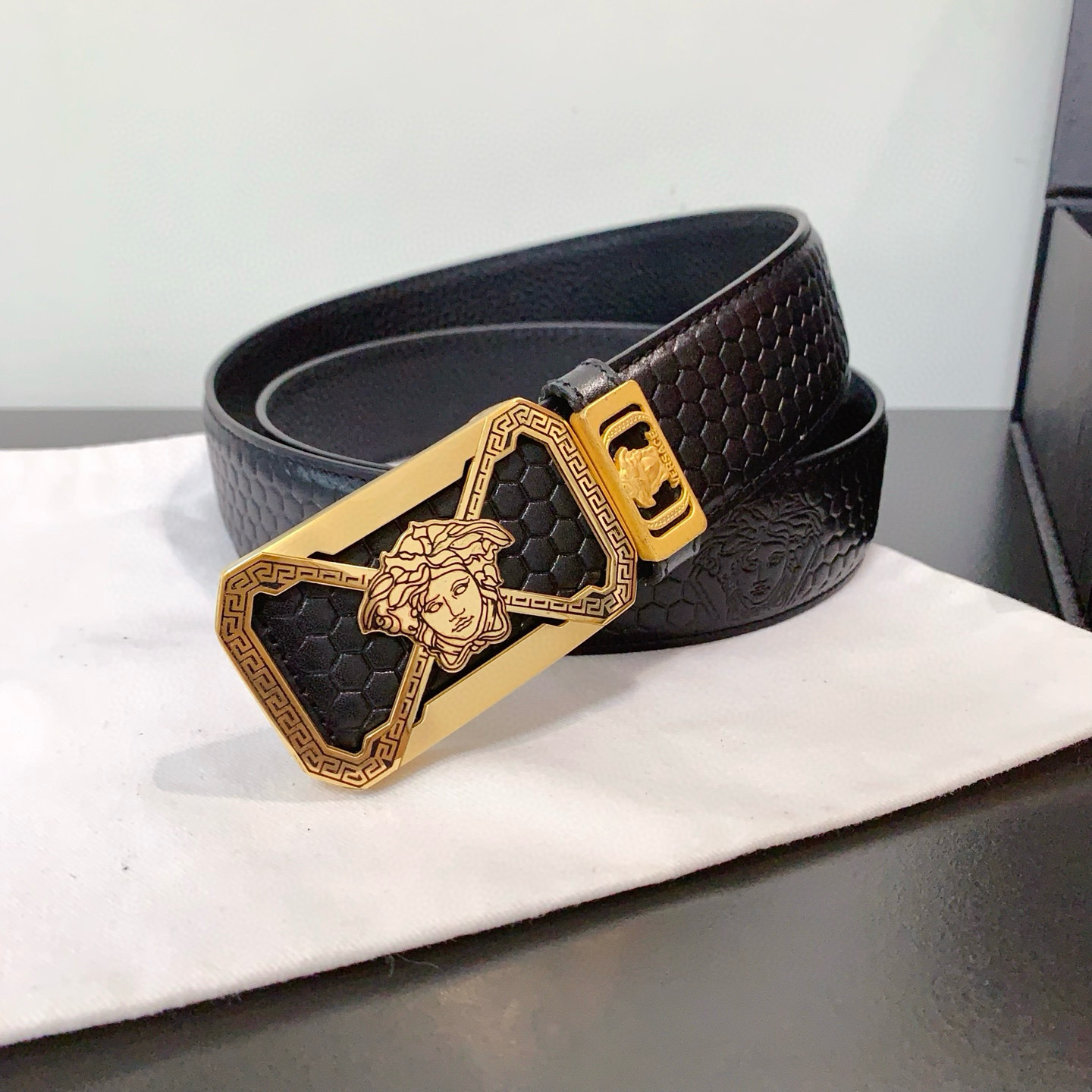 베르사체 남자 벨트