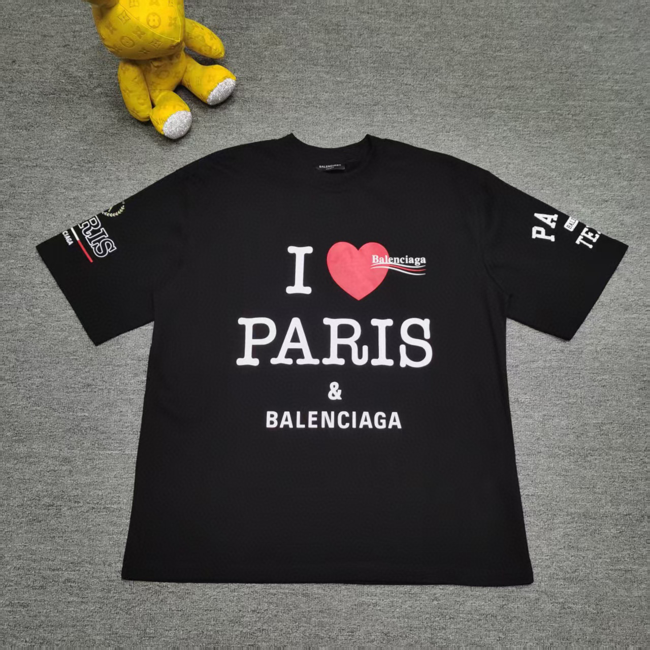 발렌시아가 남녀공용 반팔티