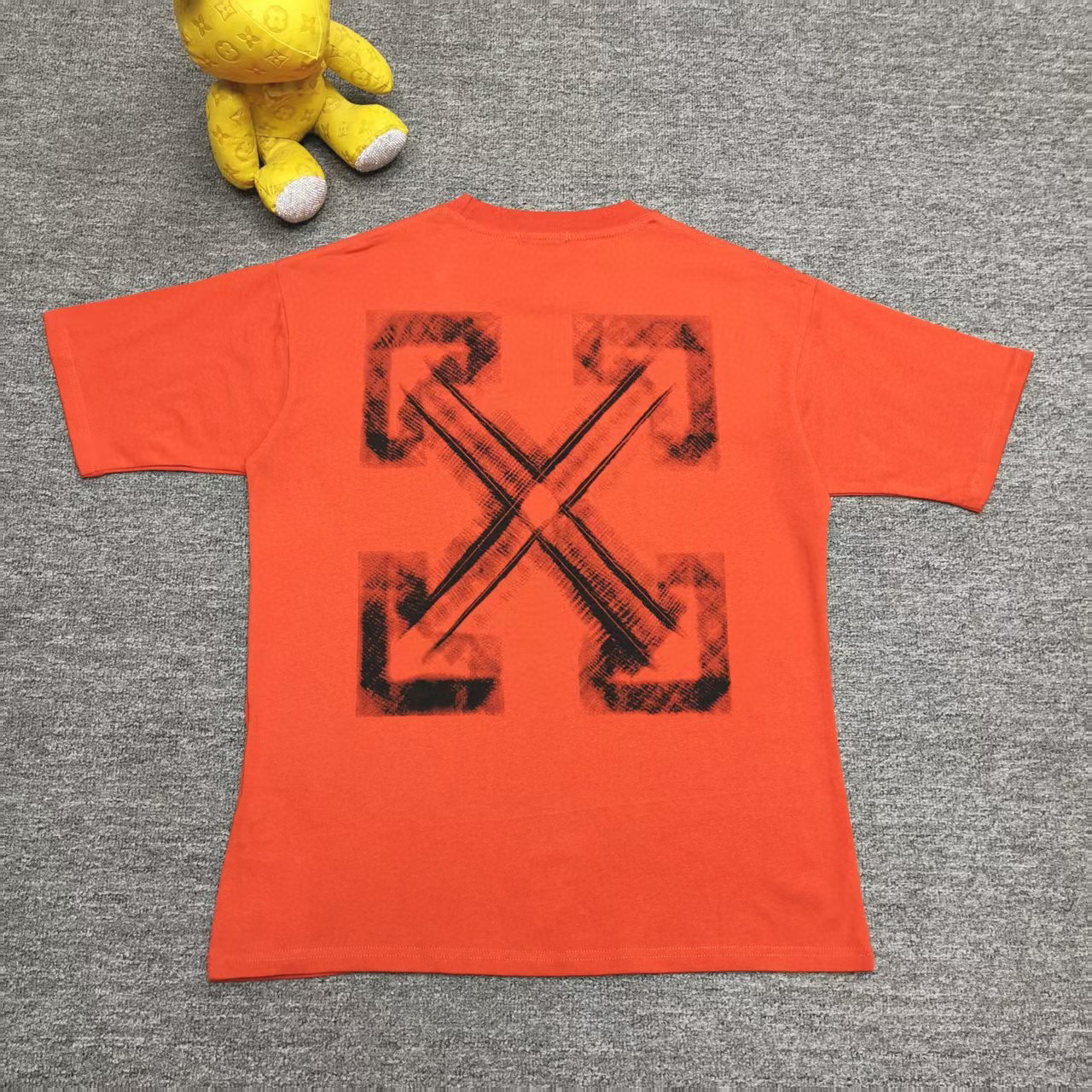 오프화이트 남녀공용 반팔티