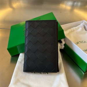 보테가베네타 629679 여권지갑