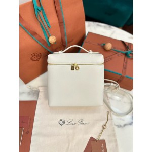 로로피아나 여자가방