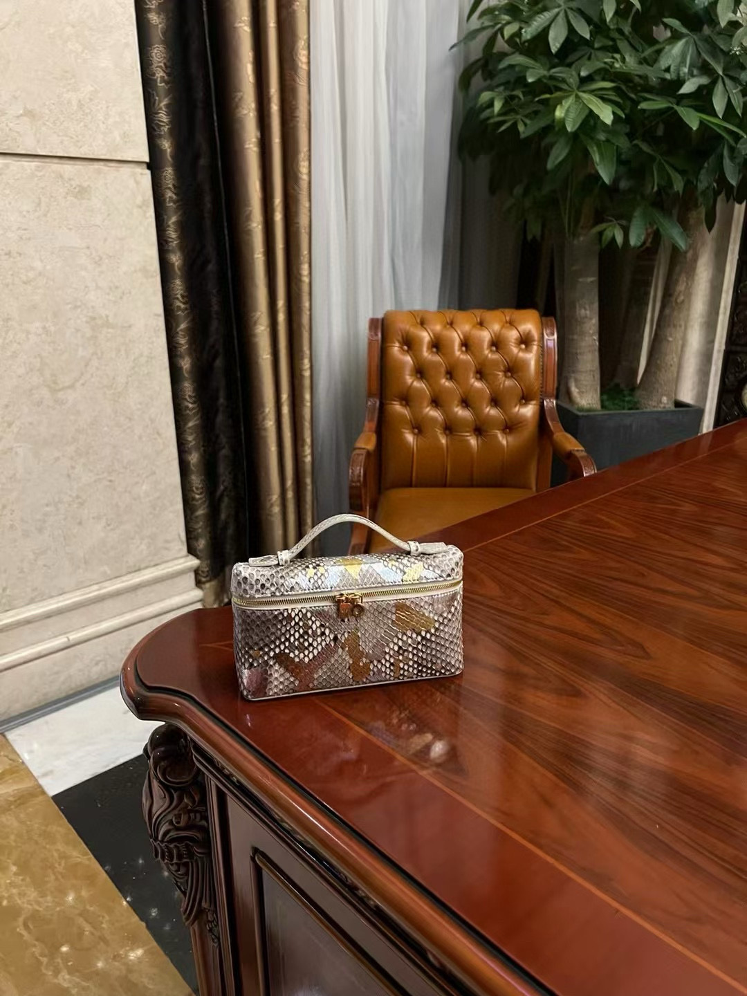 로로피아나 여자가방