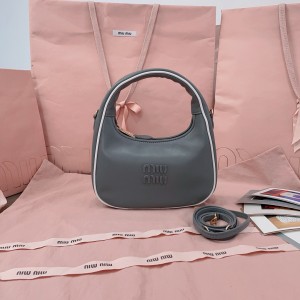미우미우 5BC125 여자가방