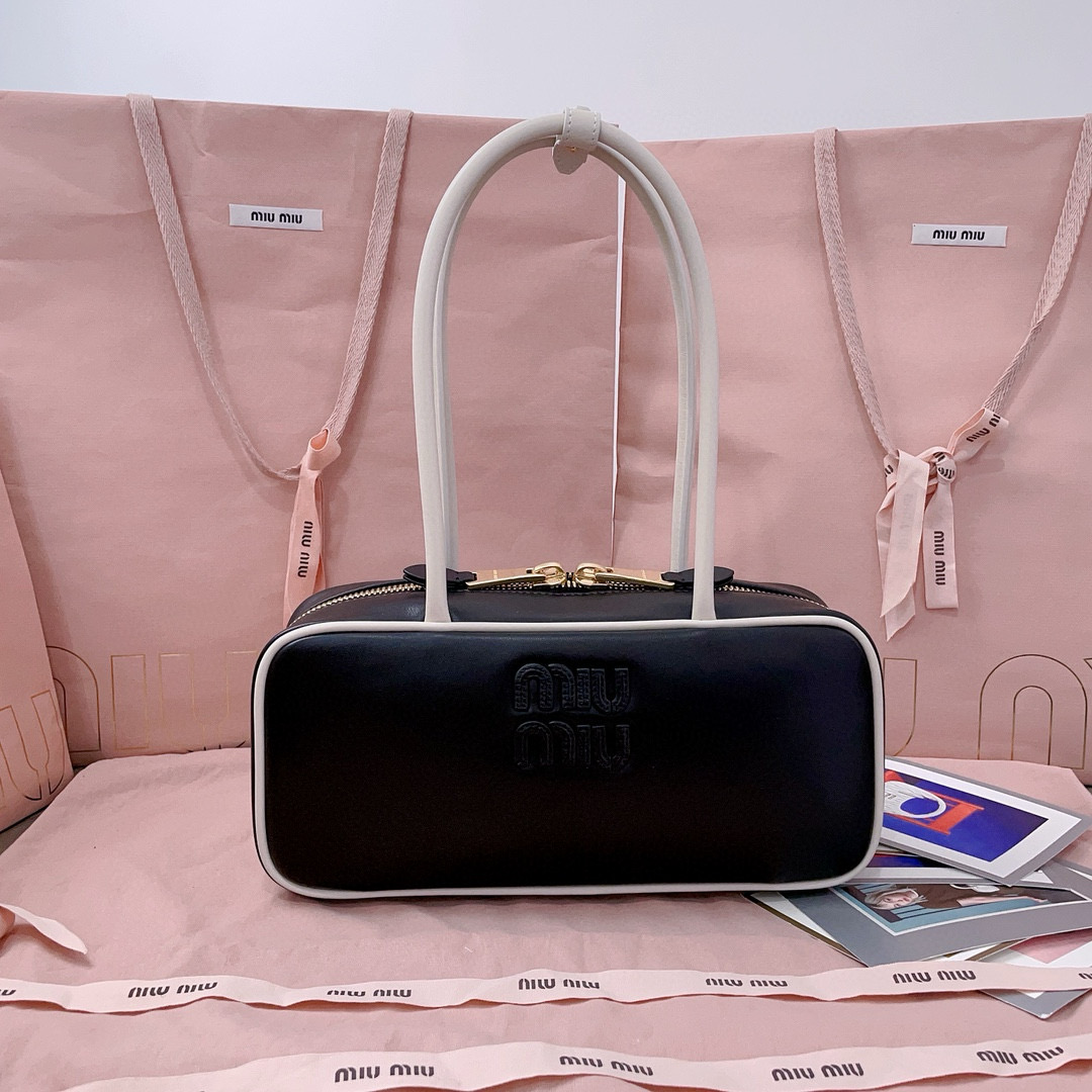 미우미우 5BB147 여자가방