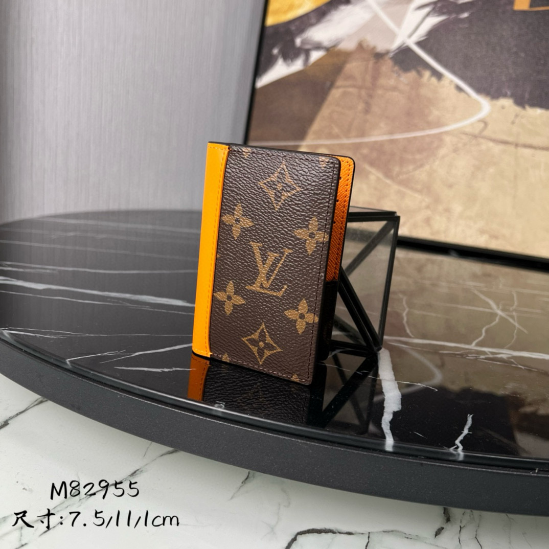 루이비통 M82955 카드지갑 머니클립