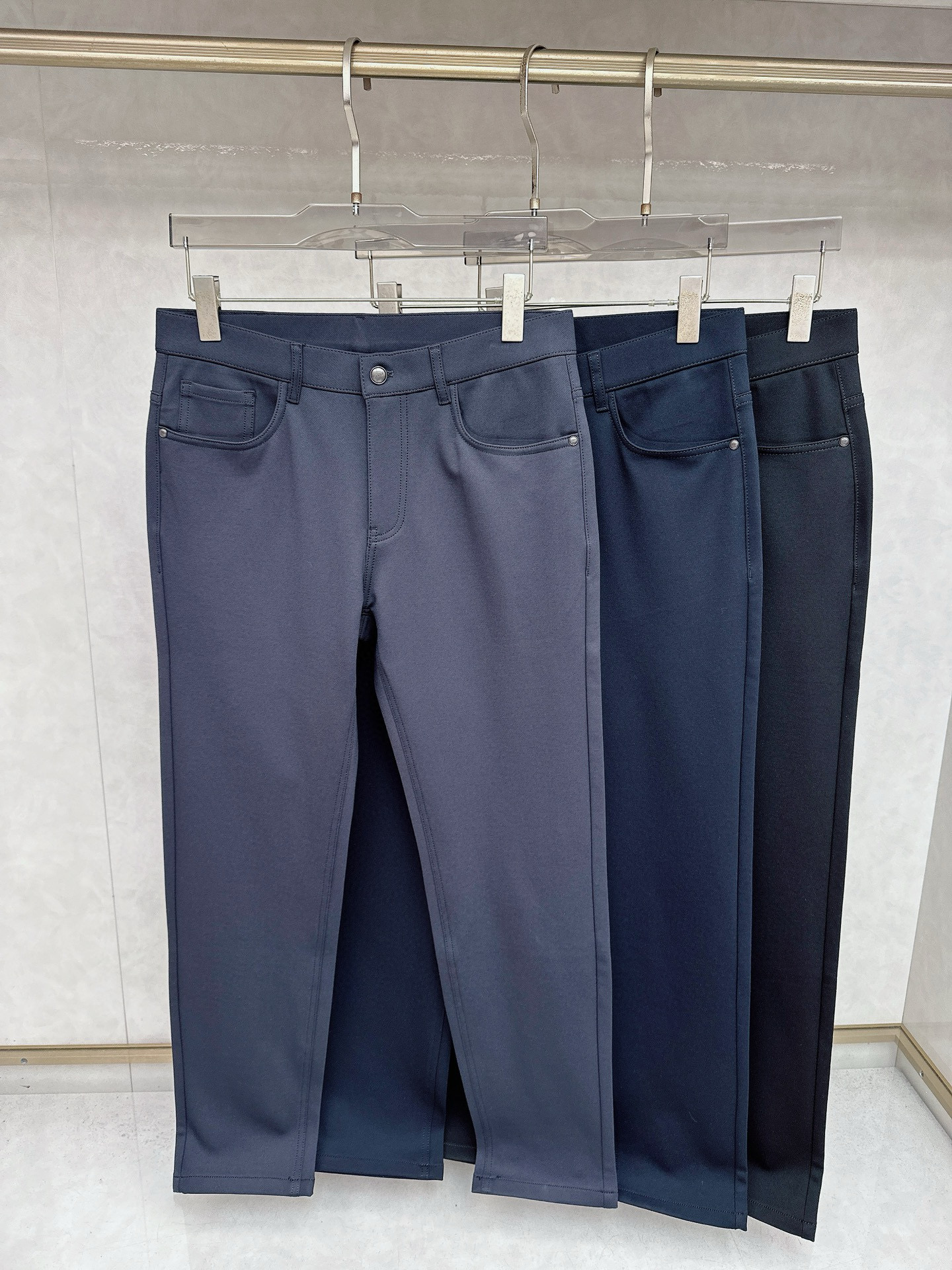 발렌티노 3컬러 남자 바지