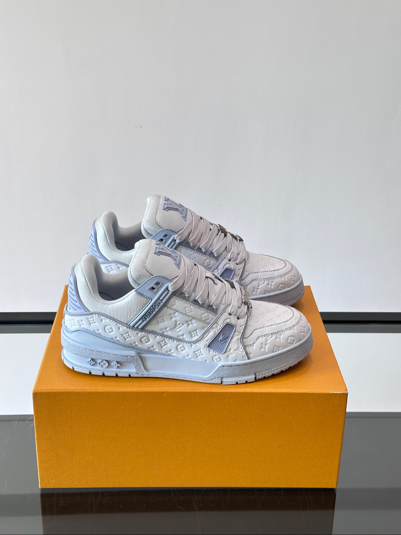 루이비통 트레이너 남자 신발 운동화 스니커즈