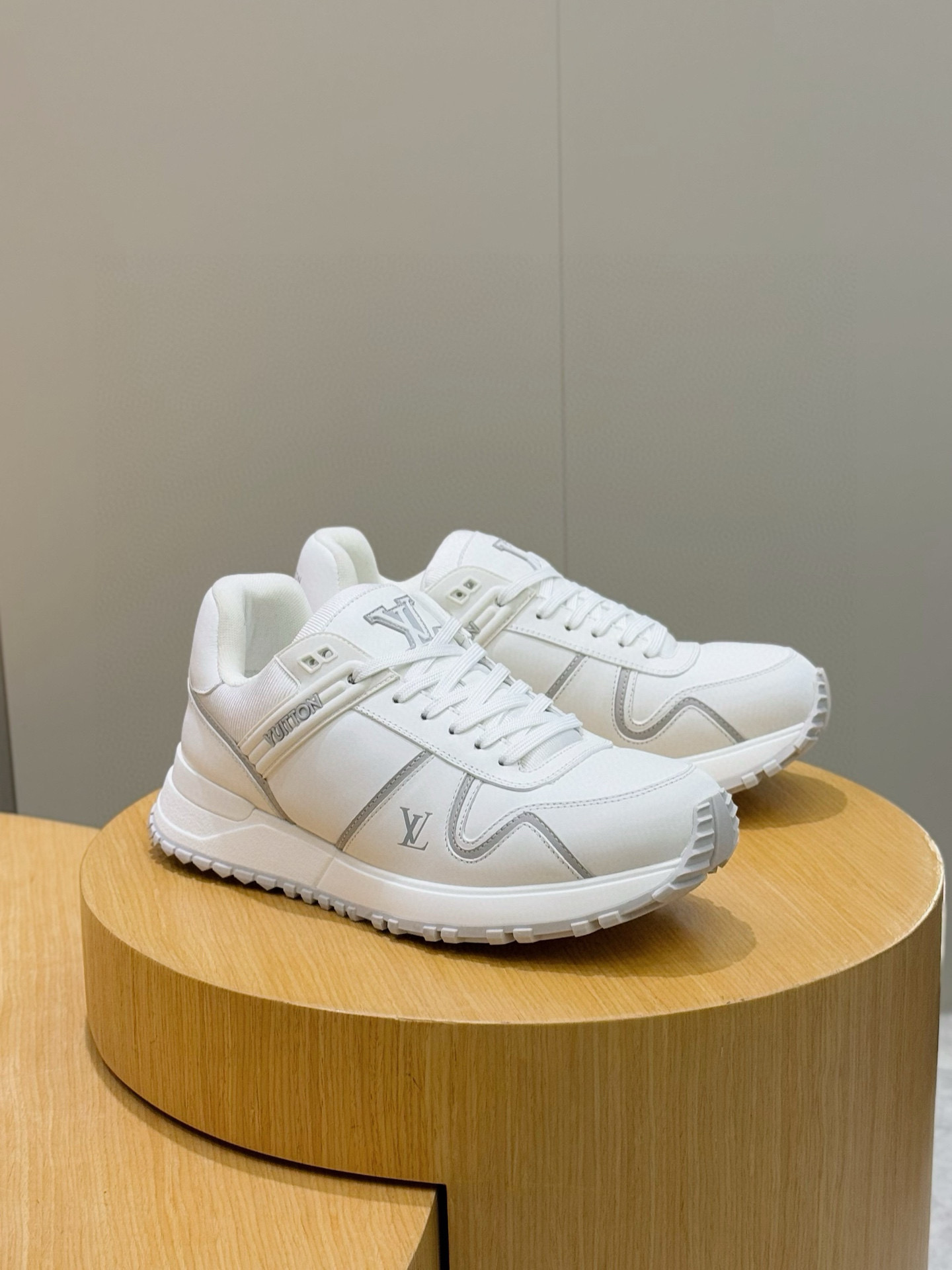 루이비통 남자 신발 운동화 스니커즈