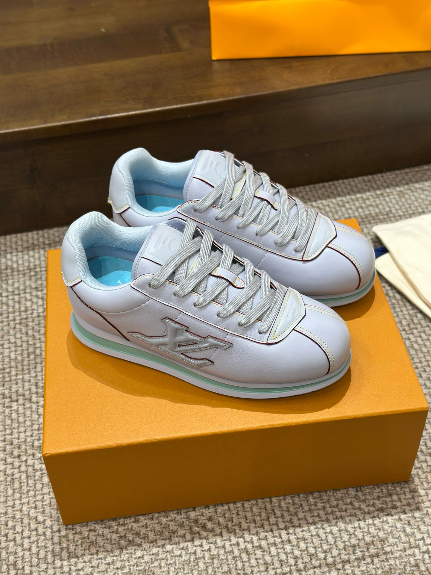 루이비통 남자 신발 운동화 스니커즈