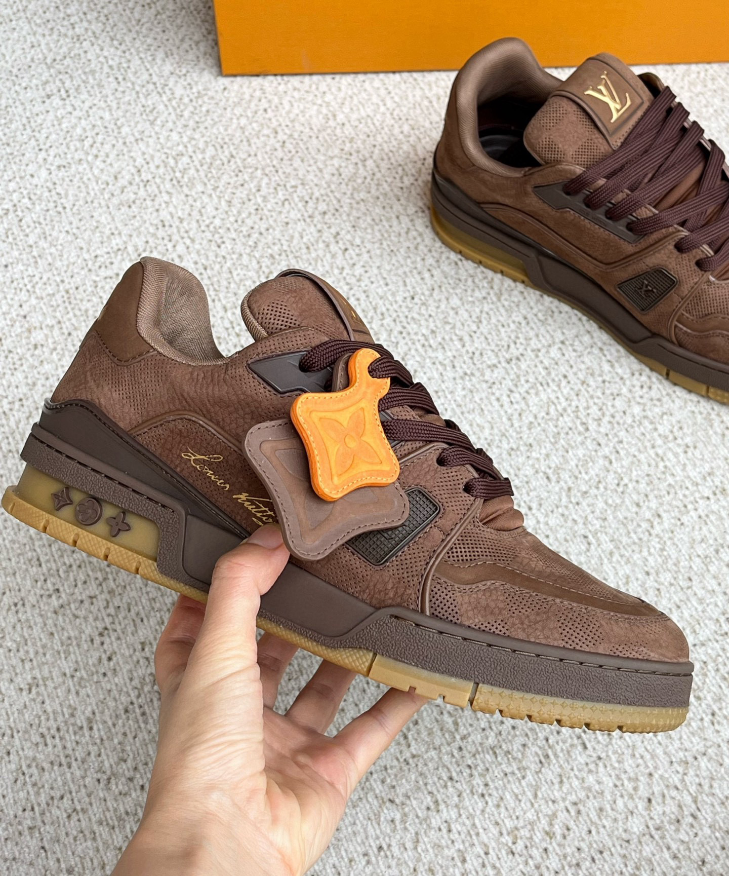 루이비통 트레이너 남자 신발 운동화 스니커즈