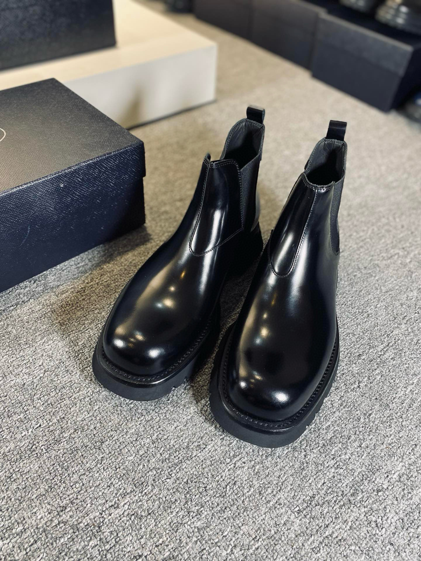 프라다 남자 부츠