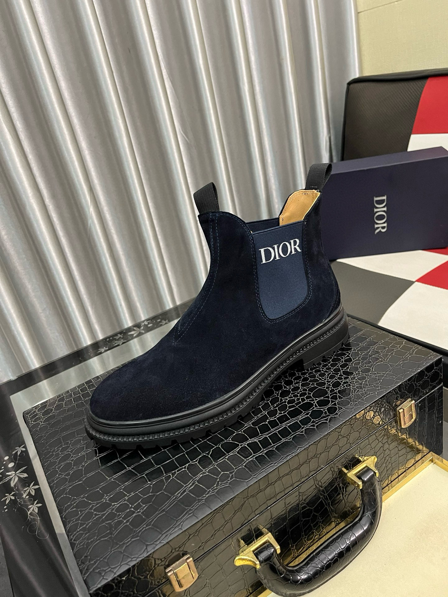 디올 남자 부츠