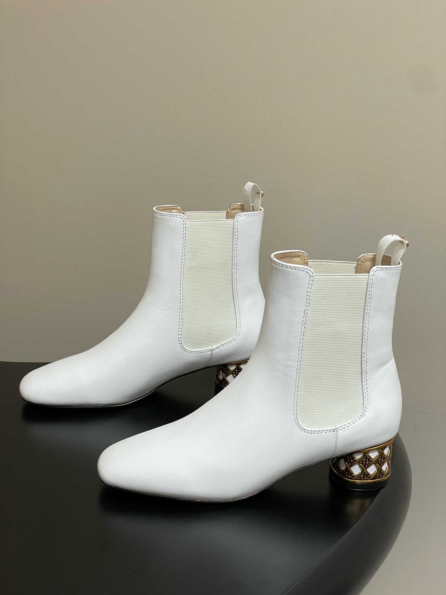 디올 여자 부츠