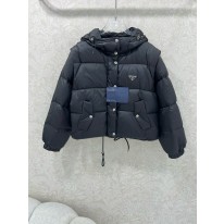 프라다 여자 패딩
