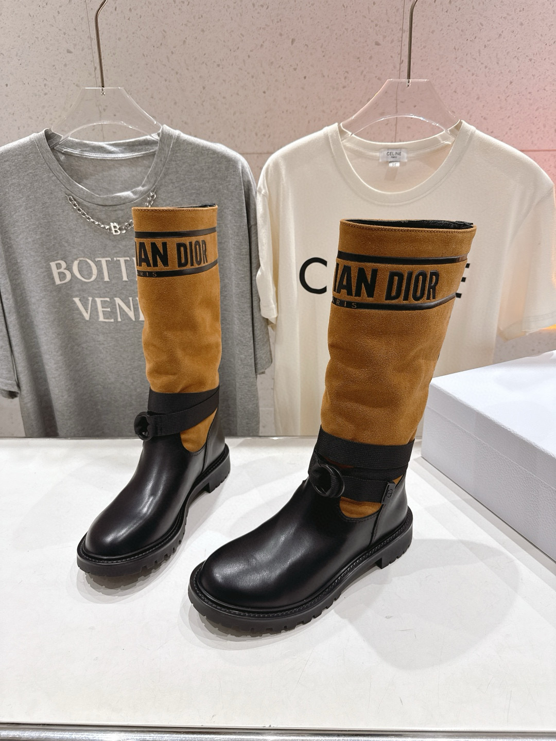 디올 여자 부츠