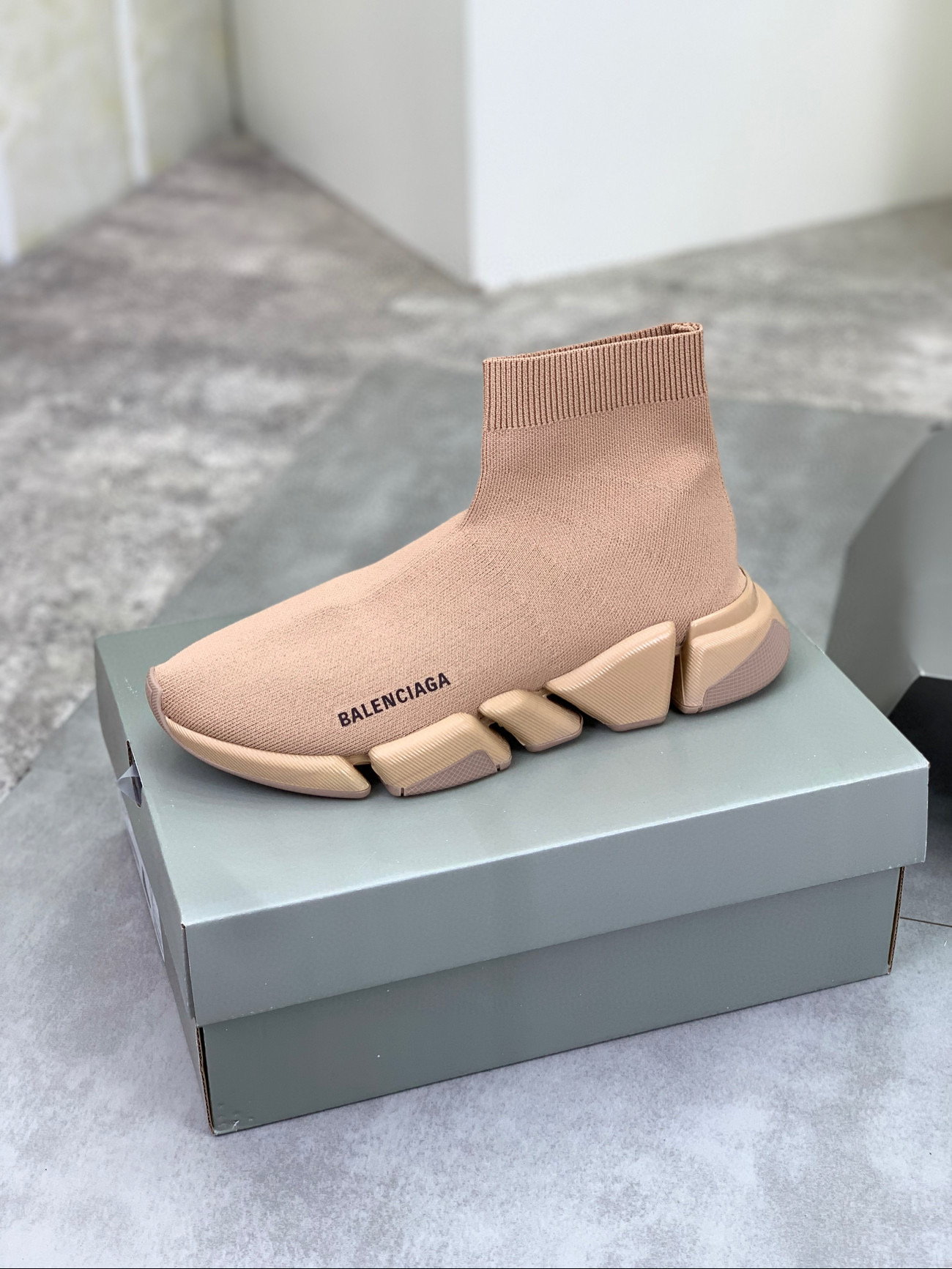 발렌시아가 남여공용 부츠