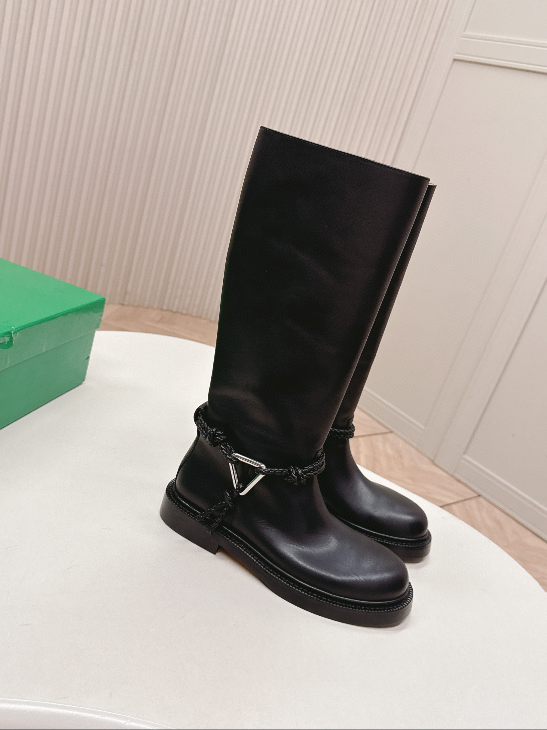보테가베네타 여자 부츠