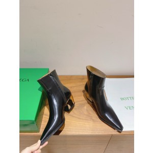 보테가베네타 여자 부츠