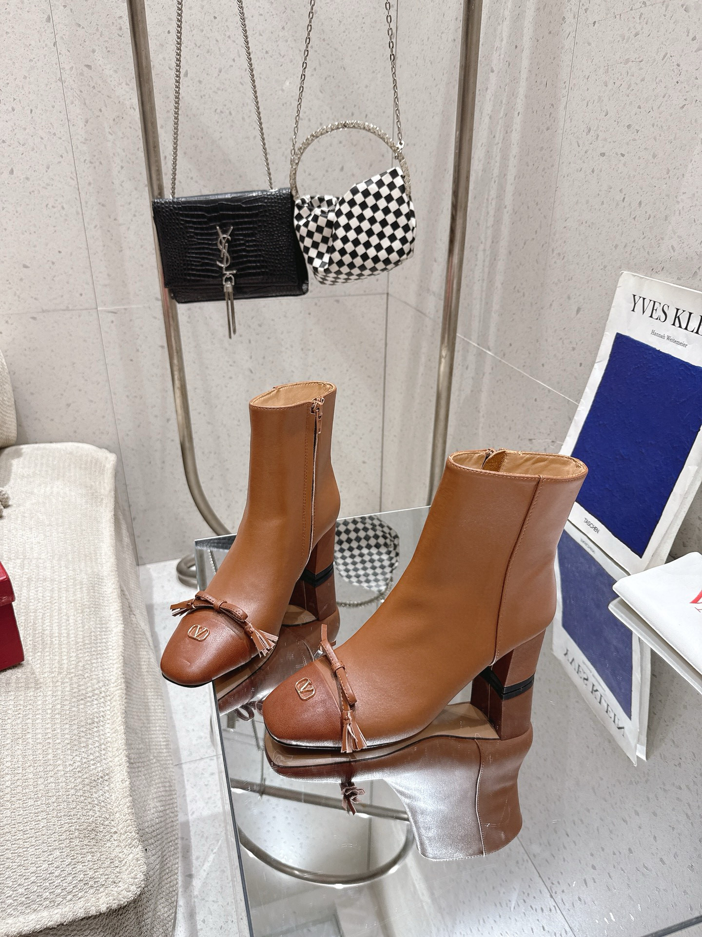 발렌티노 6.5CM 여자 부츠