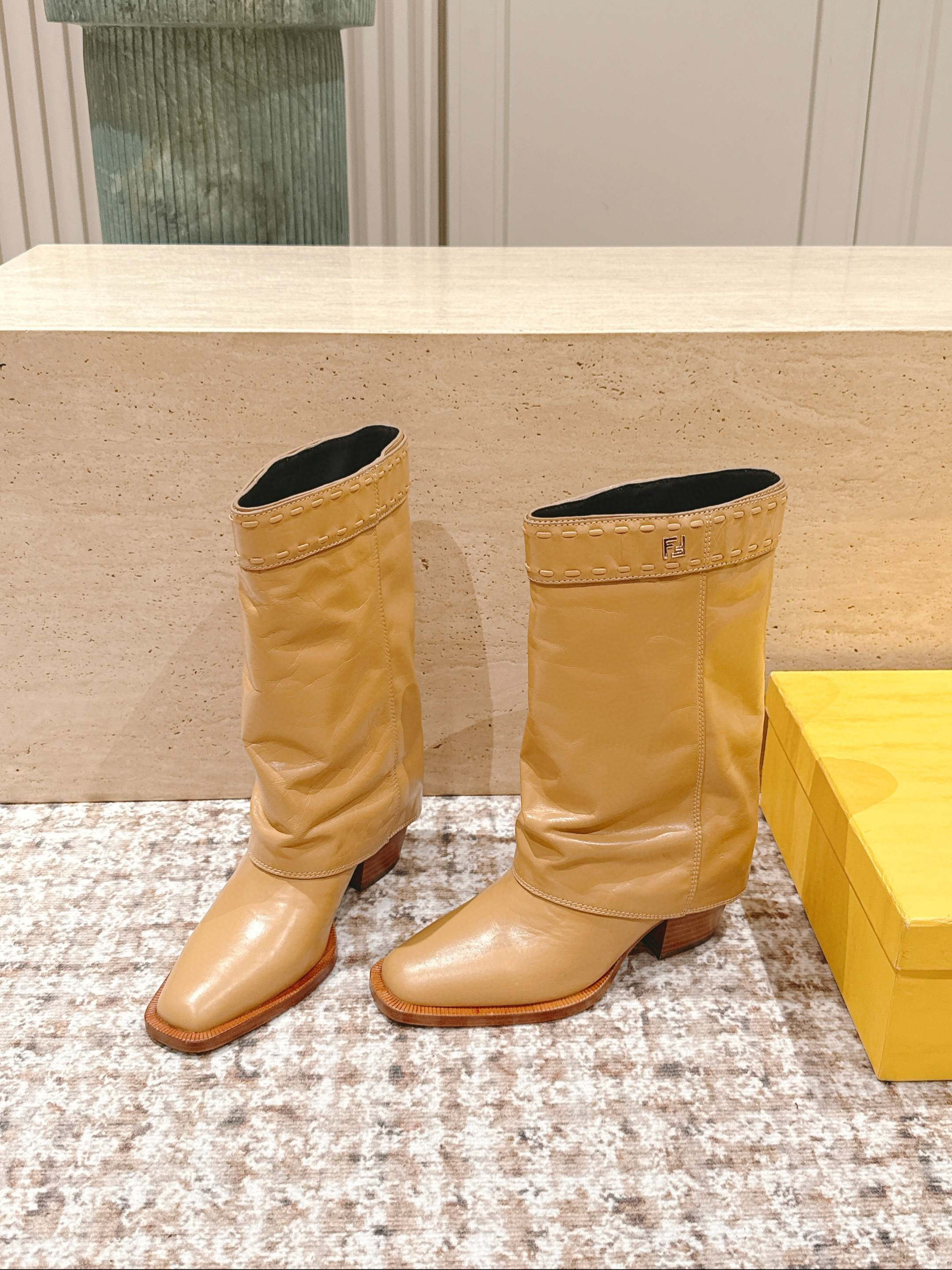 펜디 여자 부츠