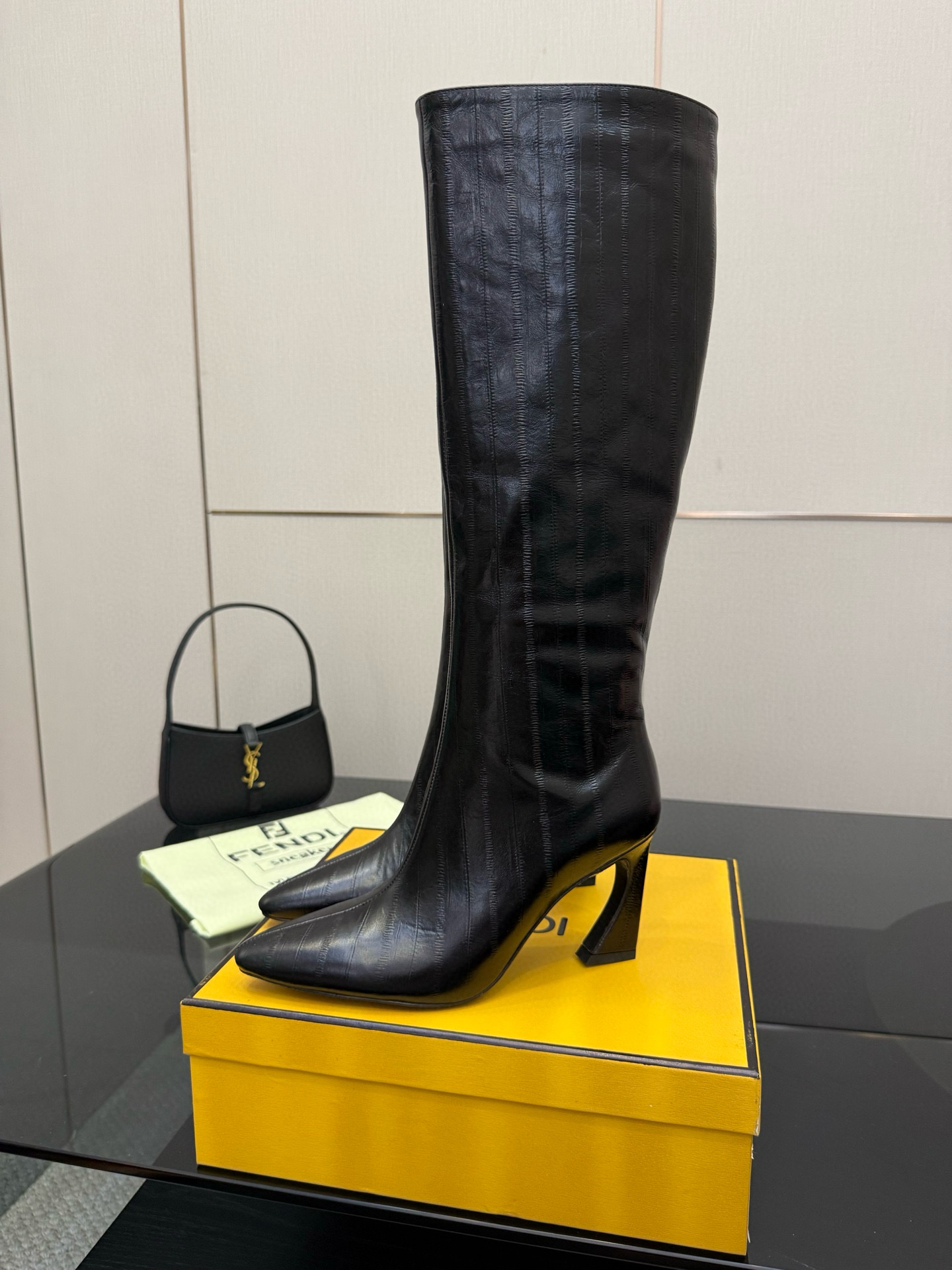 펜디 8CM 여자 부츠