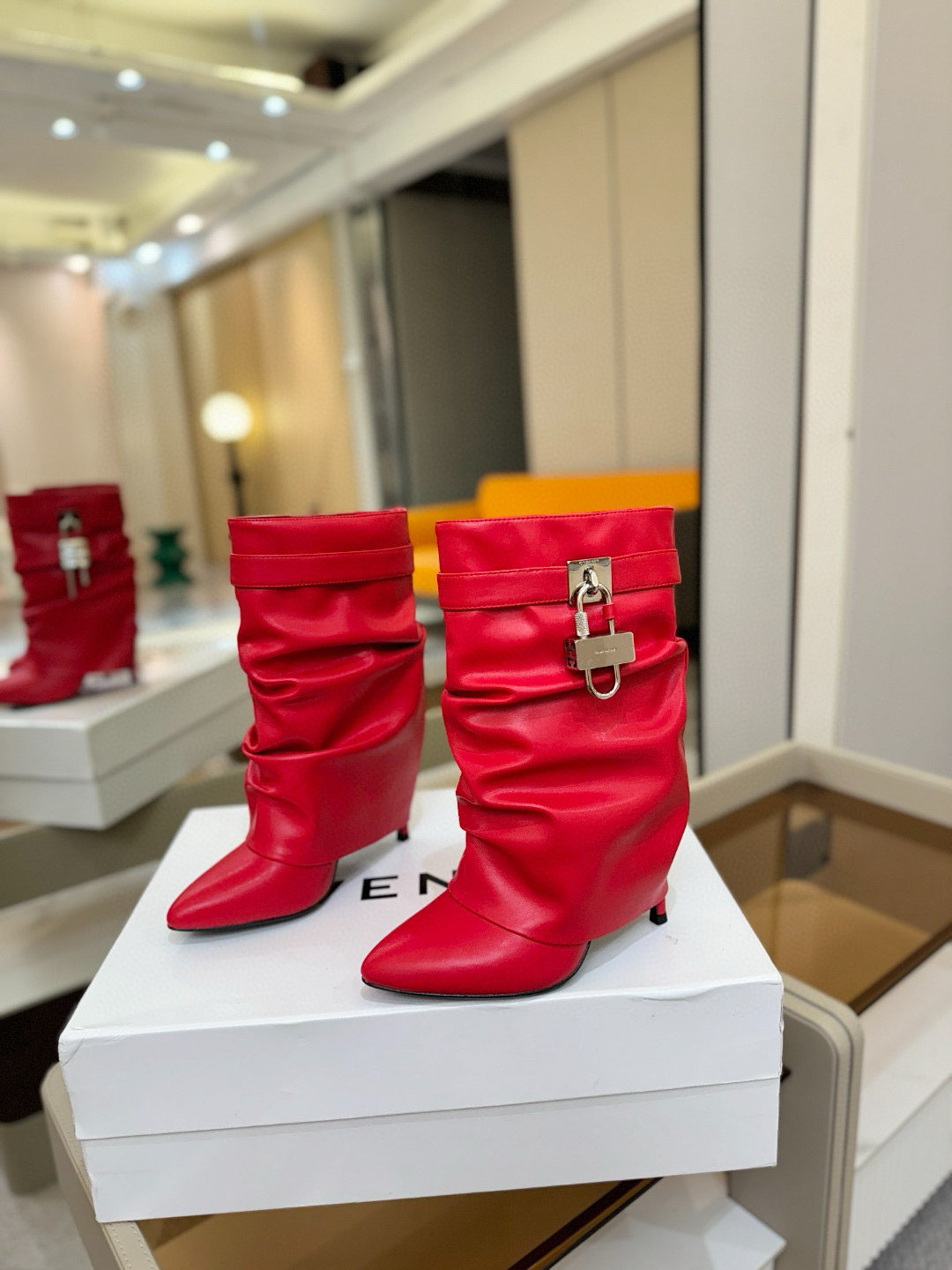 지방시 10CM 여자 부츠