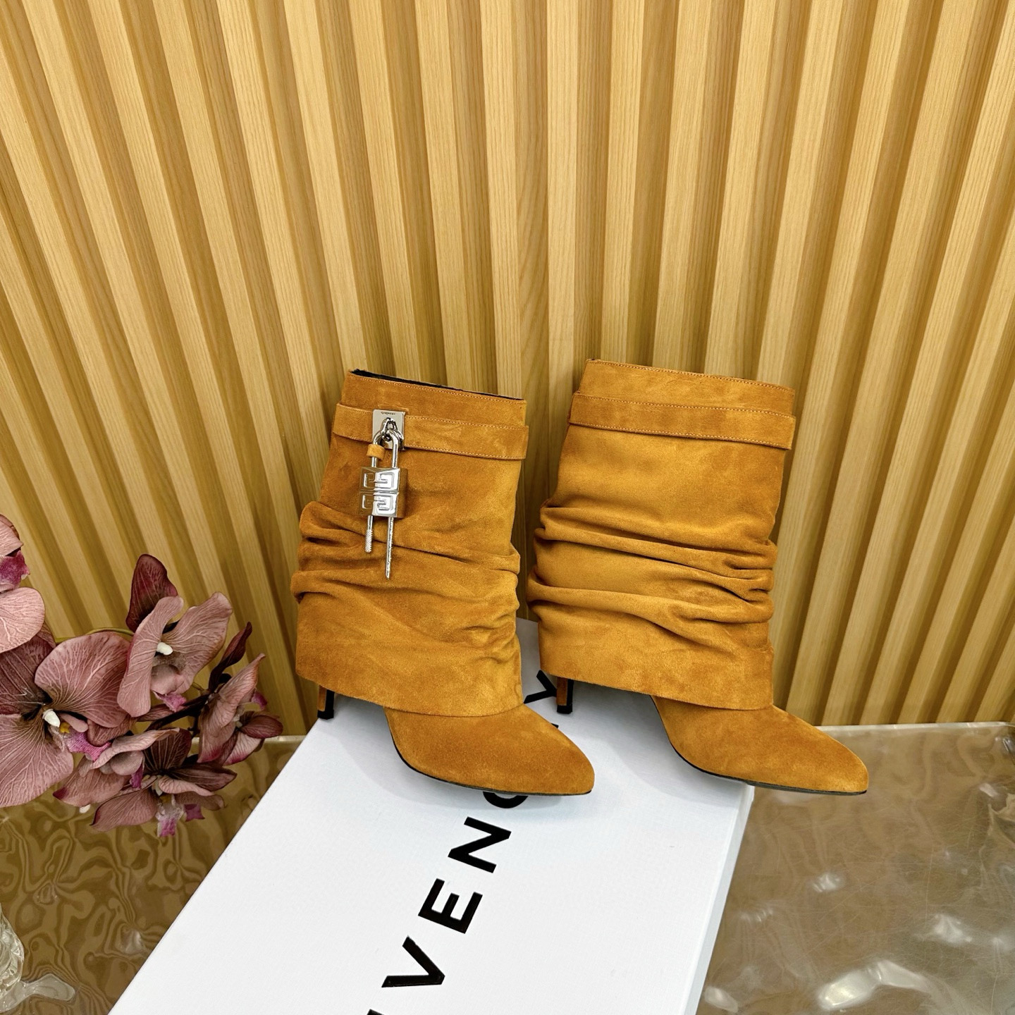 지방시 9.5CM 여자 부츠