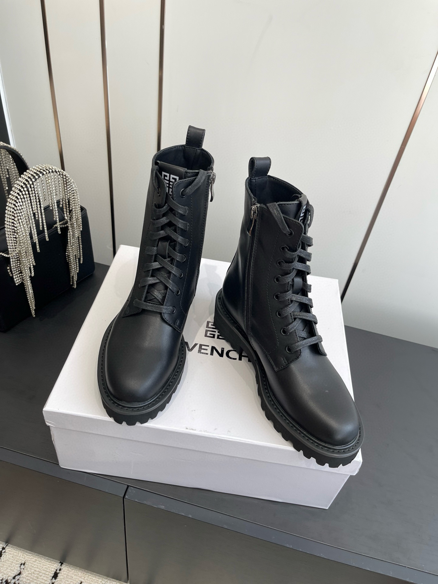 지방시 여자 부츠