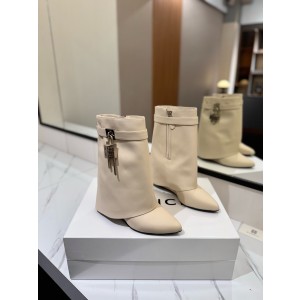 지방시 8.5CM 여자 부츠