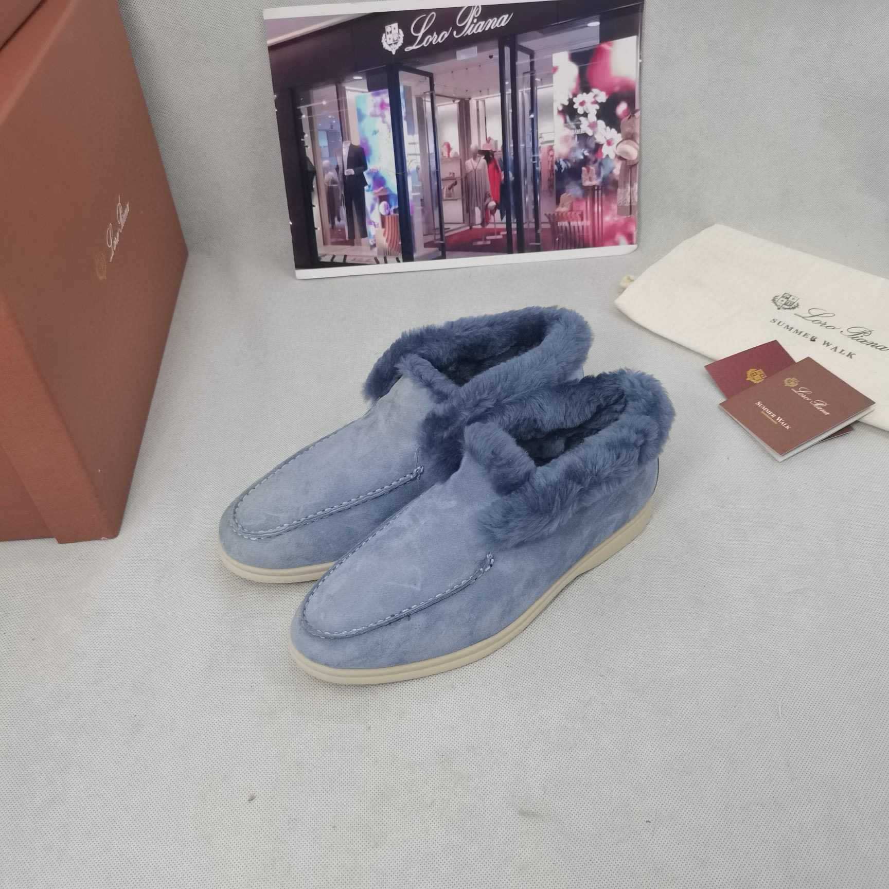 로로피아나 남여공용 부츠