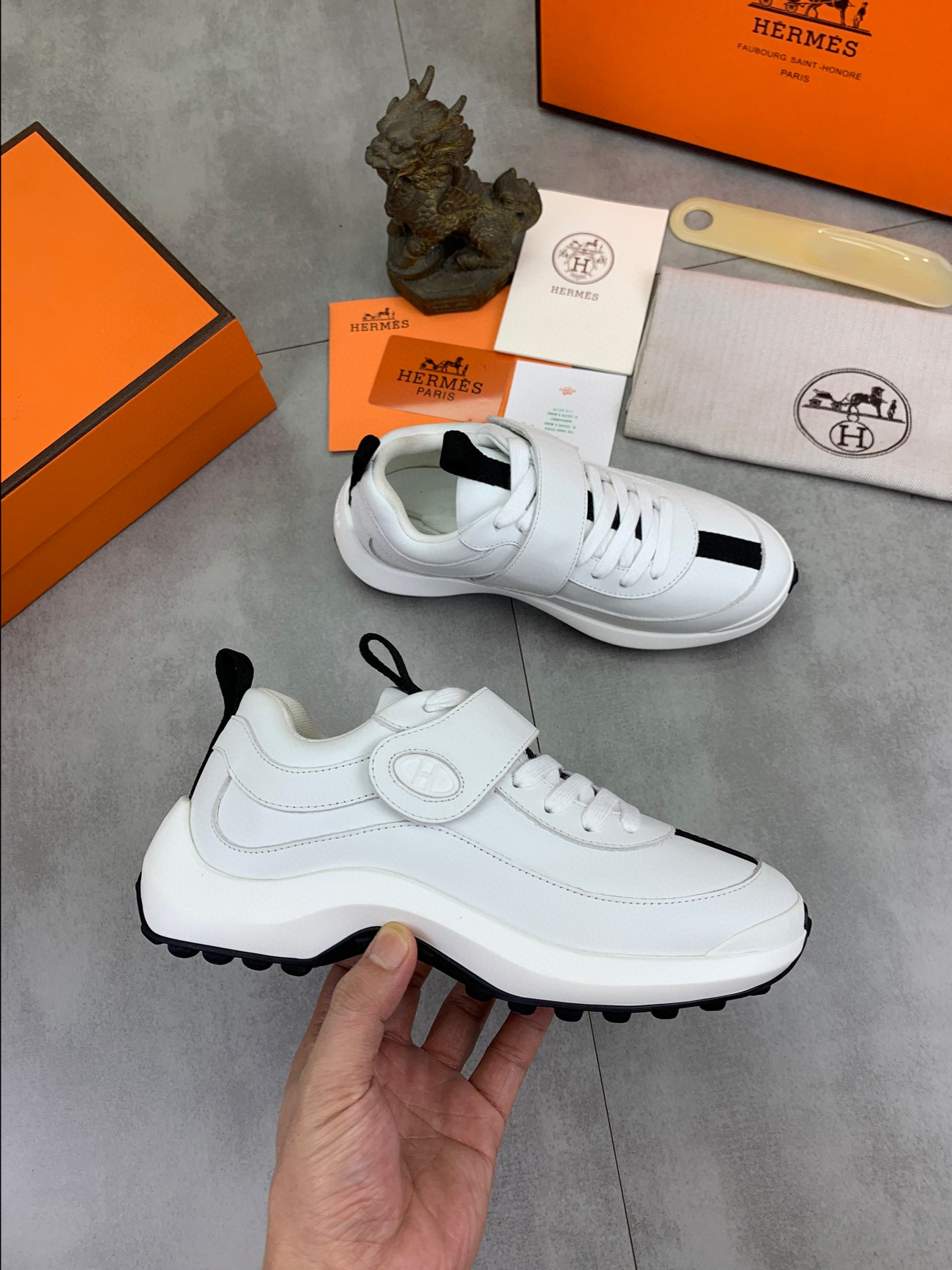 에르메스 남녀공용 신발 운동화 스니커즈