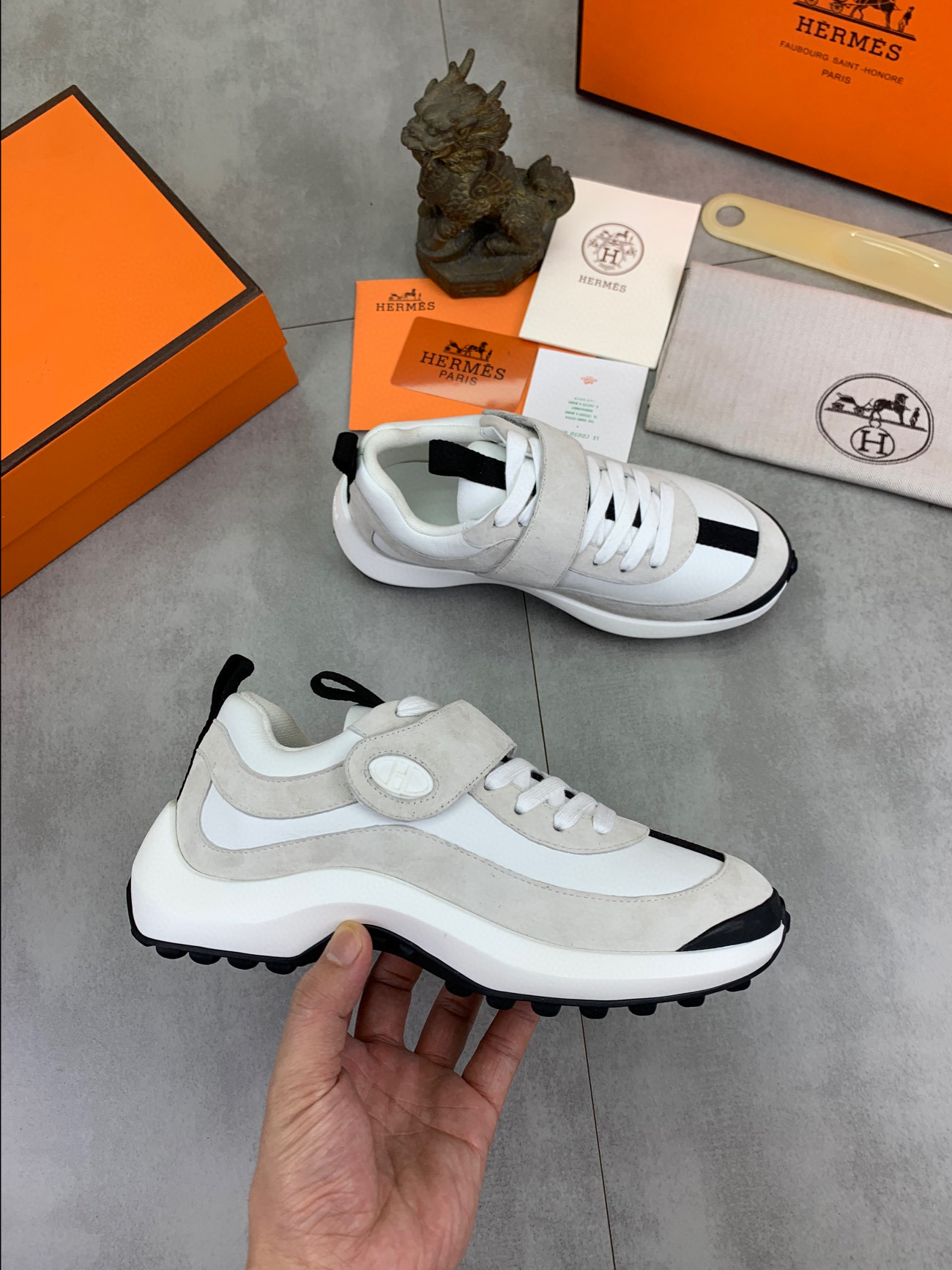 에르메스 남녀공용 신발 운동화 스니커즈